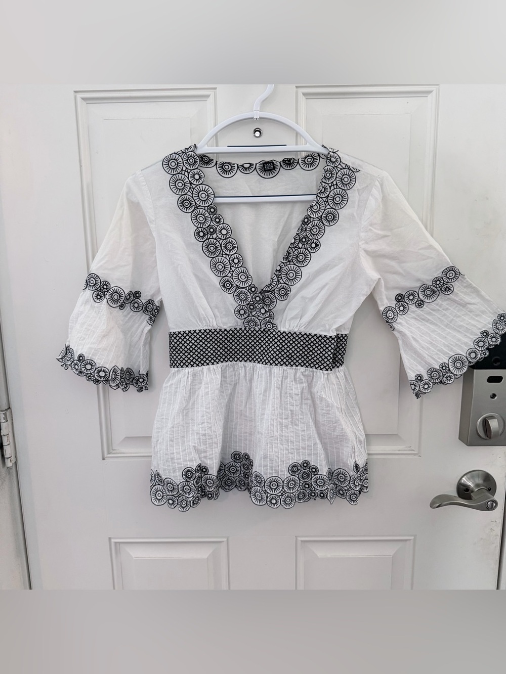 Saks Fifth Avenue Embroidered Blouse 2 | Embroidered White Black Cotton